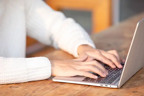 高中暑假后多久开学